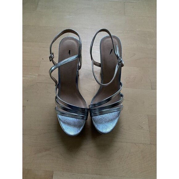 CHINESE Laundry New "Amella" Ankle Strap Silver Platform Sandal Heel - Picture 2 of 10